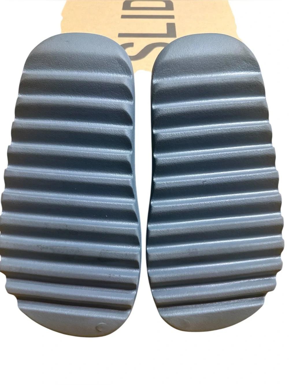 adidas Yeezy Slide – Slate Marine Men’s Size 9